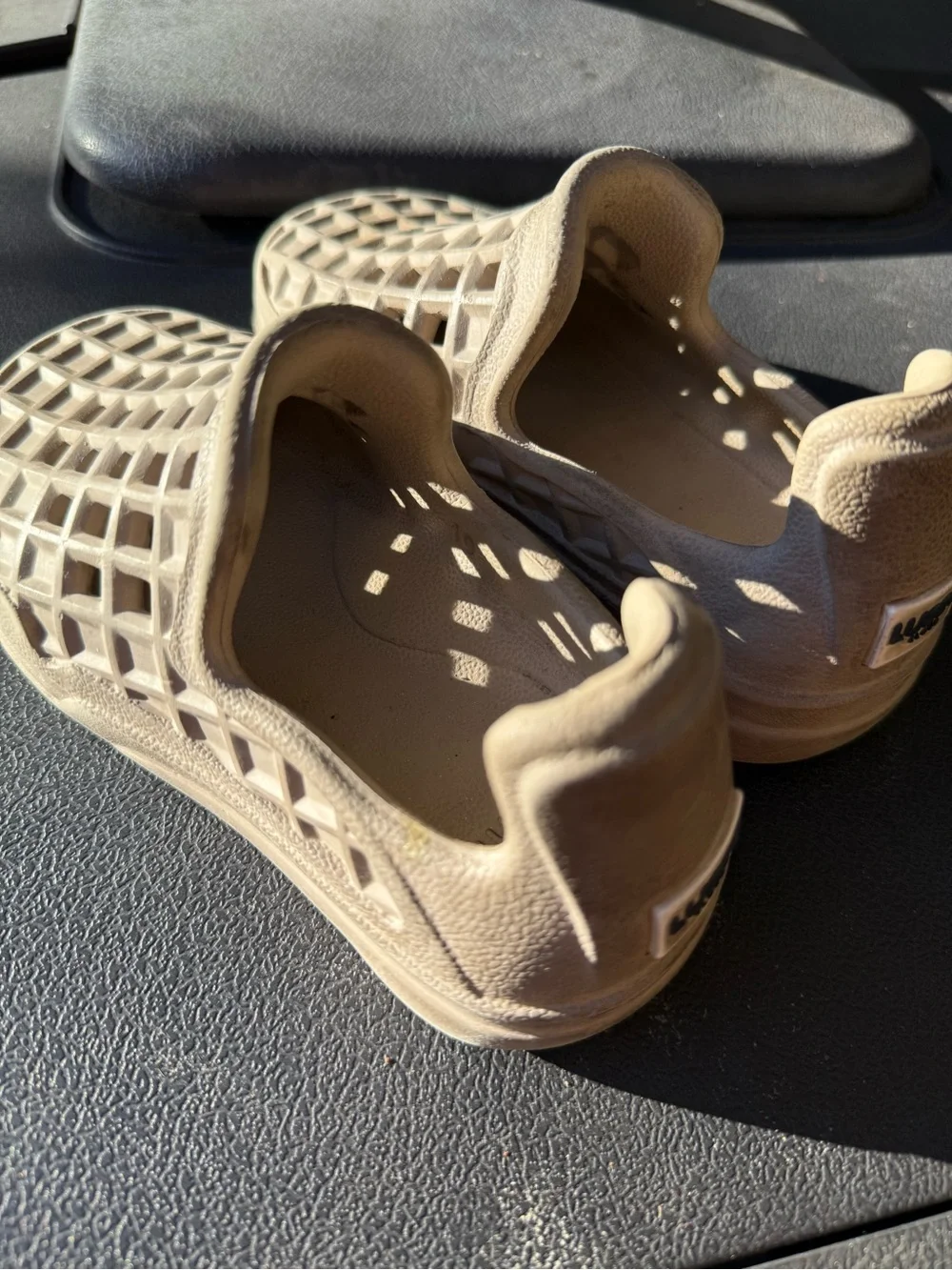 LUSSO CLOUD brand Ventilated Slip-On Shoes